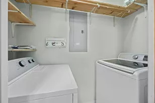 40 N Interstate 35 Hwy, Austin, TX 78701 - Photo 14