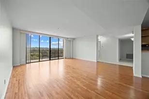 40 N Interstate 35 Hwy, Austin, TX 78701 - Photo 6