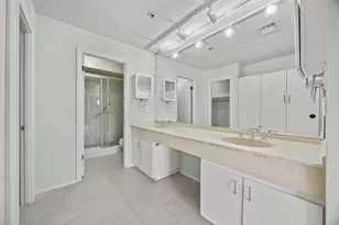 40 N Interstate 35 Hwy, Austin, TX 78701 - Photo 18