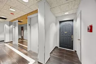 40 N Interstate 35 Hwy, Austin, TX 78701 - Photo 2