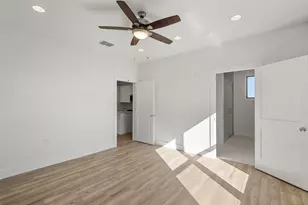 711 N Paleface Ranch Rd, Spicewood, TX 78669 - Photo 14