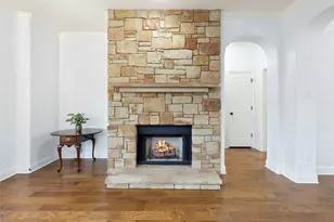 7429 Bonniebrook Dr, Austin, TX 78735 - Photo 6