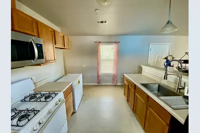 6401 Sandshof Drive, Austin, TX 78724 - Photo 12