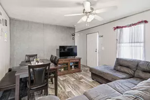 1130 Rustler Pass, Kyle, TX 78640 - Photo 4