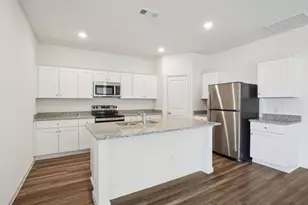 528 Old Western Pass, Jarrell, TX 76537 - Photo 10