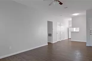 9509 Kempler Dr, Austin, TX 78748 - Photo 4