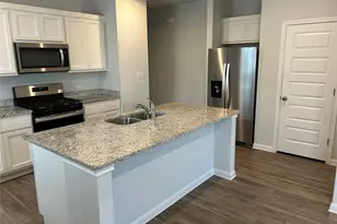 118 Two Bits Ln, Elgin, TX 78621 - Photo 6