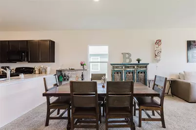 504 N Thunderstorm Avenue, Lockhart, TX 78644 - Photo 10