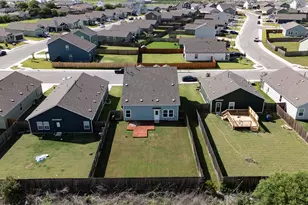 504 N Thunderstorm Ave, Lockhart, TX 78644 - Photo 22