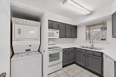 2450 Wickersham Lane #904, Austin, TX 78741 - Photo 10