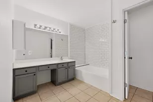 2450 Wickersham Ln, Austin, TX 78741 - Photo 18