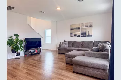 400 Canley Loop, Hutto, TX 78634 - Photo 6