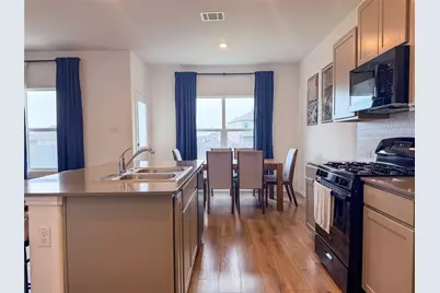 400 Canley Loop, Hutto, TX 78634 - Photo 8