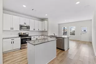 316 Lt Rusty Dr, Jarrell, TX 76537 - Photo 2