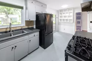 6202 Peggy St, Austin, TX 78723 - Photo 4