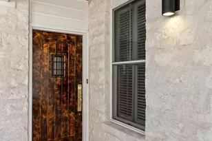 2009 Winsted Ln, Austin, TX 78703 - Photo 4