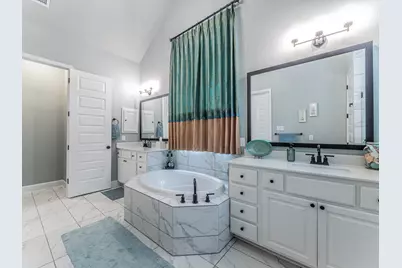 112 Hollytree Court, Georgetown, TX 78628 - Photo 16