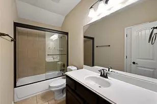 201 Arrezo Ln, Georgetown, TX 78628 - Photo 18