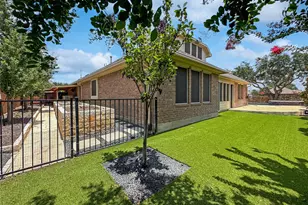 201 Arrezo Ln, Georgetown, TX 78628 - Photo 24