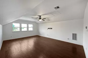 201 Arrezo Ln, Georgetown, TX 78628 - Photo 28