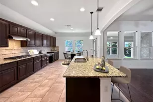 201 Arrezo Ln, Georgetown, TX 78628 - Photo 8