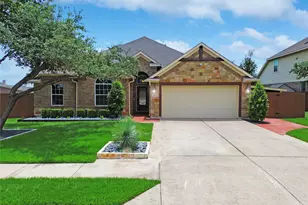 201 Arrezo Ln, Georgetown, TX 78628 - Photo 2