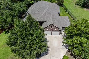 129 Lake Whitney Ct, Georgetown, TX 78628 - Photo 18