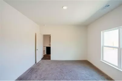 1004 Riverdale Cove, Jarrell, TX 76537 - Photo 8