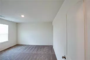 1004 Riverdale Cove, Jarrell, TX 76537 - Photo 14