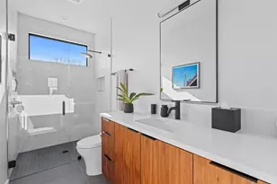 30 Chalmers Ave, Austin, TX 78702 - Photo 26