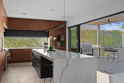 30 Chalmers Avenue, Austin, TX 78702 - Photo 18