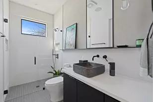 30 Chalmers Ave, Austin, TX 78702 - Photo 28