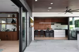 30 Chalmers Ave, Austin, TX 78702 - Photo 16