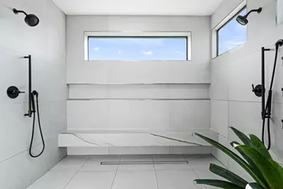 30 Chalmers Avenue, Austin, TX 78702 - Photo 22