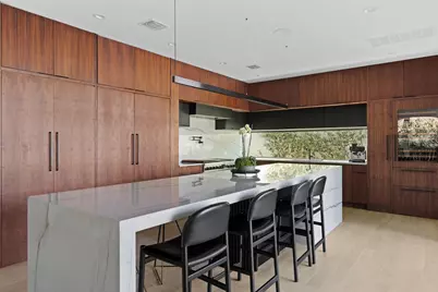 30 Chalmers Avenue, Austin, TX 78702 - Photo 10