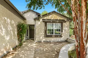 516 Independence Creek Ln, Georgetown, TX 78633 - Photo 4