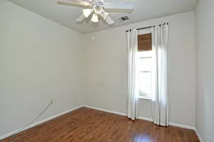 516 Independence Creek Ln, Georgetown, TX 78633 - Photo 6