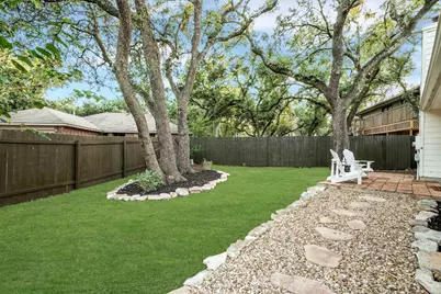 7601 Dallas Drive, Austin, TX 78729 - Photo 20