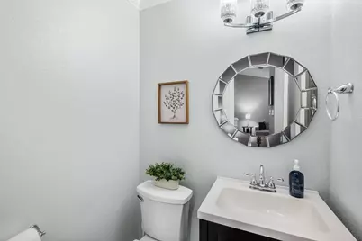 7601 Dallas Drive, Austin, TX 78729 - Photo 14