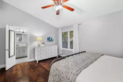 7601 Dallas Drive, Austin, TX 78729 - Photo 12