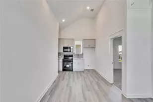 13416 Barn Chime St, Elgin, TX 78621 - Photo 6