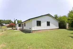 2206 Spring Breeze Dr, Round Rock, TX 78664 - Photo 16