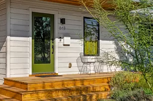 618 Denson Dr, Austin, TX 78752 - Photo 4