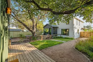 618 Denson Dr, Austin, TX 78752 - Photo 24