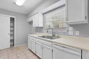 913 Dover Pass, Cedar Park, TX 78613 - Photo 10