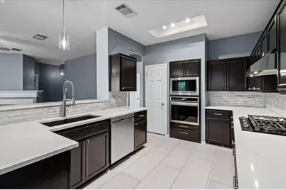 4004 Castle Creek, Round Rock, TX 78681 - Photo 12