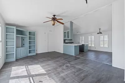 1177 County Road 402, Flatonia, TX 78941 - Photo 2