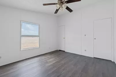 1177 County Road 402, Flatonia, TX 78941 - Photo 6