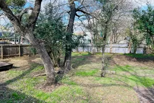 [Address not provided], Austin, TX 78733 - Photo 8