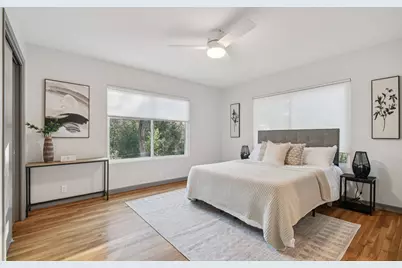 809 E 38th Street, Austin, TX 78705 - Photo 8